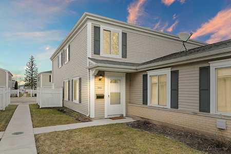 1441 Cove Dr #198B Prospect Heights, IL 60070