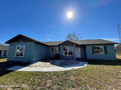 3355 Kilbee Street Mims, FL 32754