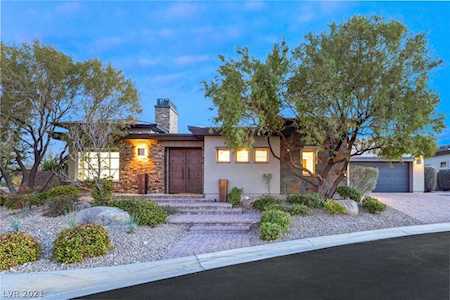 3 Boulder Rock Circle Las Vegas, NV 89135