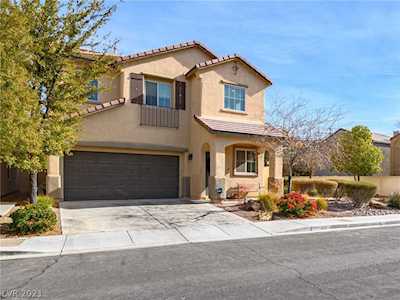 8032 Maple Park St Las Vegas, NV 89131