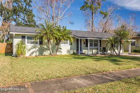 6315 Bennett Rd Jacksonville, FL 32216