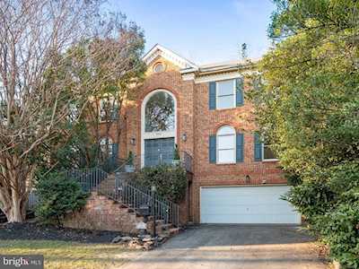 5401 8th Rd N Arlington, VA 22205