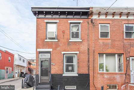 807 Latona St Philadelphia, PA 19147