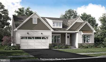 2083 Hill Side Dr Mechanicsburg, PA 17055