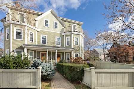 161 Elm Street #3 Somerville, MA 02144