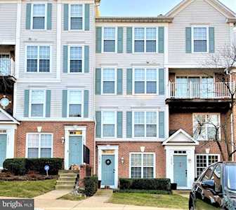 12785 Fair Crest Ct #11 Fairfax, VA 22033