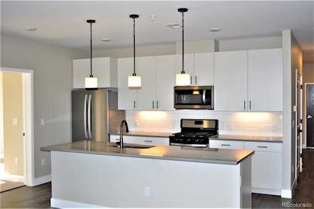 2729 W 28th Ave #304 Denver, CO 80211