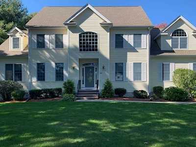 255 Village St Millis, MA 02054