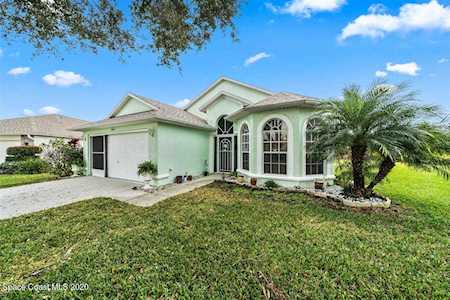 2486 NE Hidden Pine Lane Palm Bay, FL 32905