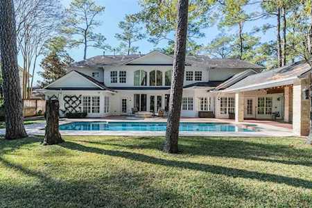 810 Magdalene Dr Hedwig Village, TX 77024