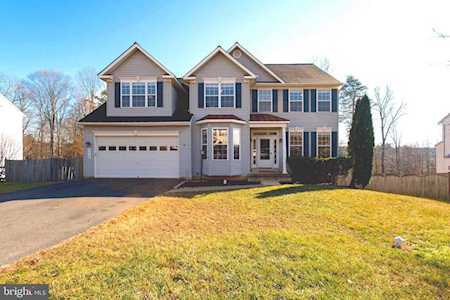 5476 Quaint Dr Woodbridge, VA 22193