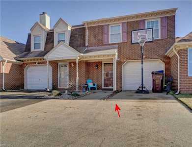 425 San Roman Dr Chesapeake, VA 23322