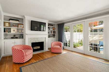 11 Oak St #56 Wellesley, MA 02482