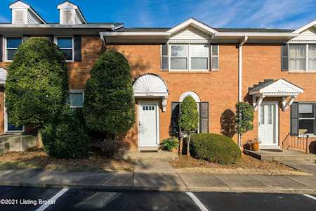13 Gardiner Ct Louisville, KY 40205