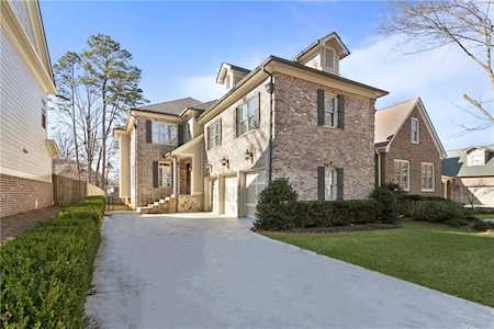 3172 Silver Lake Dr NE Brookhaven, GA 30319