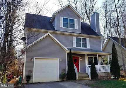 3623 Calvert St Edgewater, MD 21037