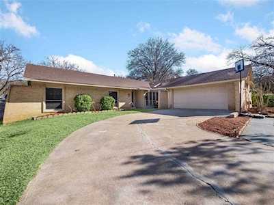 2201 Valleydale Drive Arlington, TX 76013