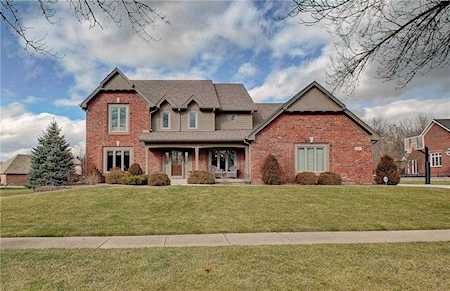 3782 Eagle Trace Dr Greenwood, IN 46143