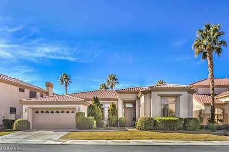 97 Arcadian Shores St Las Vegas, NV 89148