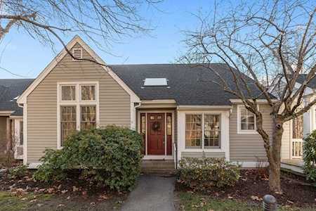 5 Brewster Ln #5 Acton, MA 01720