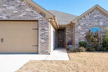 521 Landry Court Granbury, TX 76049