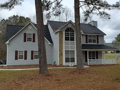 4613 Pine Dr Loganville, GA 30052