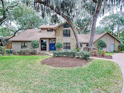 4221 Stratford Way Jacksonville, FL 32225