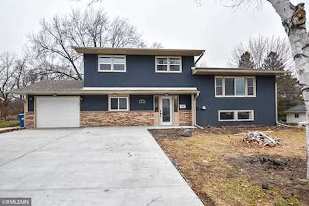 712 6th Avenue NW New Brighton, MN 55112