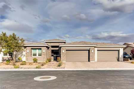 8376 Sweetwater Creek Way Las Vegas, NV 89113