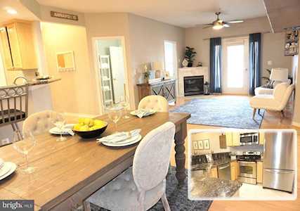 805 Latchmere Ct #201 Annapolis, MD 21401