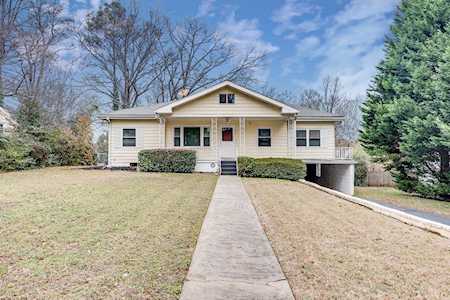 2284 Wallace Dr Chamblee, GA 30341