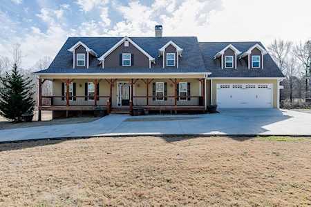 5461 Hog Mountain Rd Flowery Branch, GA 30542
