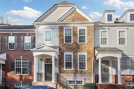 2246 Limehurst Dr NE Brookhaven, GA 30319