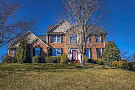 211 Greenfield Daleville, VA 24083