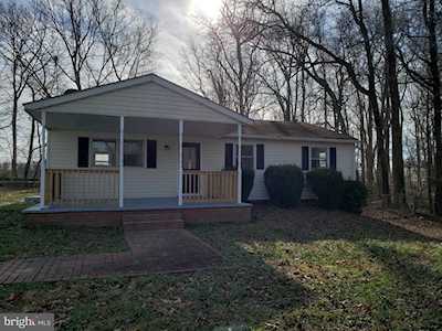 39163 Birch Manor Dr Mechanicsville, MD 20659
