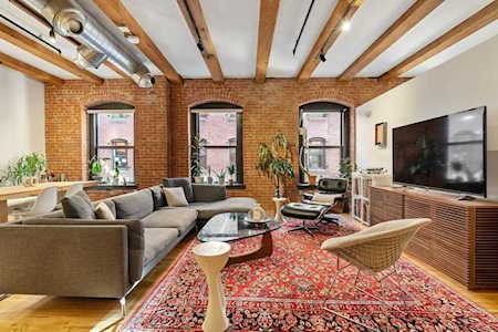 21 Wormwood St #411 Boston, MA 02210