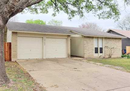 10702 Lambert CIR Austin, TX 78758