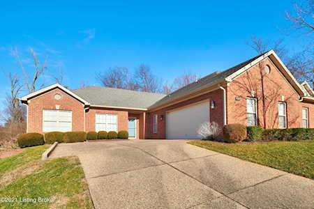 7702 Coral Bells Ct Louisville, KY 40220