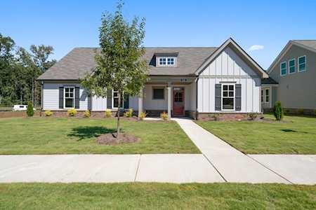 205 Saratoga Dr Woodstock, GA 30102