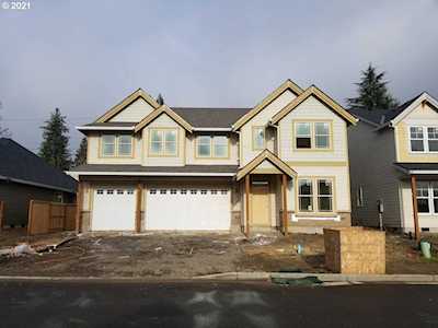 4871 SE Barbara Lynn Way Milwaukie, OR 97222
