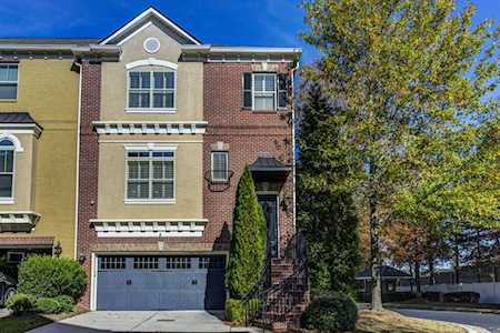 928 Boudreau Ct Sandy Springs, GA 30328