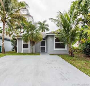 773 SW 10th St Florida City, FL 33034
