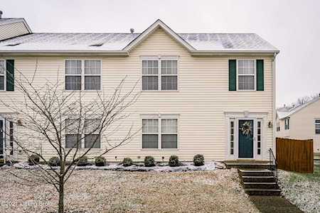 7901 Moss Green Way Louisville, KY 40291