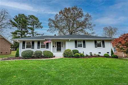 1701 Paddock Circle Charlotte, NC 28209