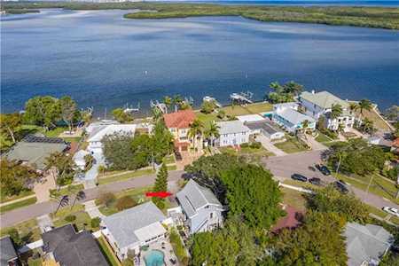 1818 Bayou Grande Blvd NE St Petersburg, FL 33703