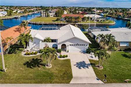 1112 San Mateo Dr Punta Gorda, FL 33950