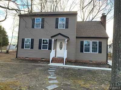 6236 Meadwood Circle North Chesterfield, VA 23234