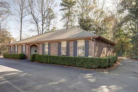 5375 Roswell Rd #E2 Sandy Springs, GA 30342
