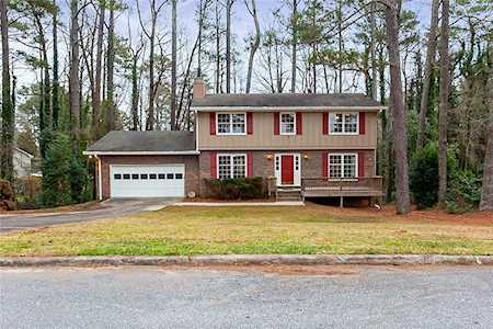 496 Angie Way SW Lilburn, GA 30047