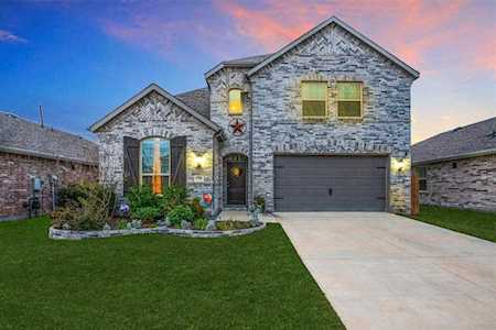 1700 Ranch Trail Road Aubrey, TX 76227